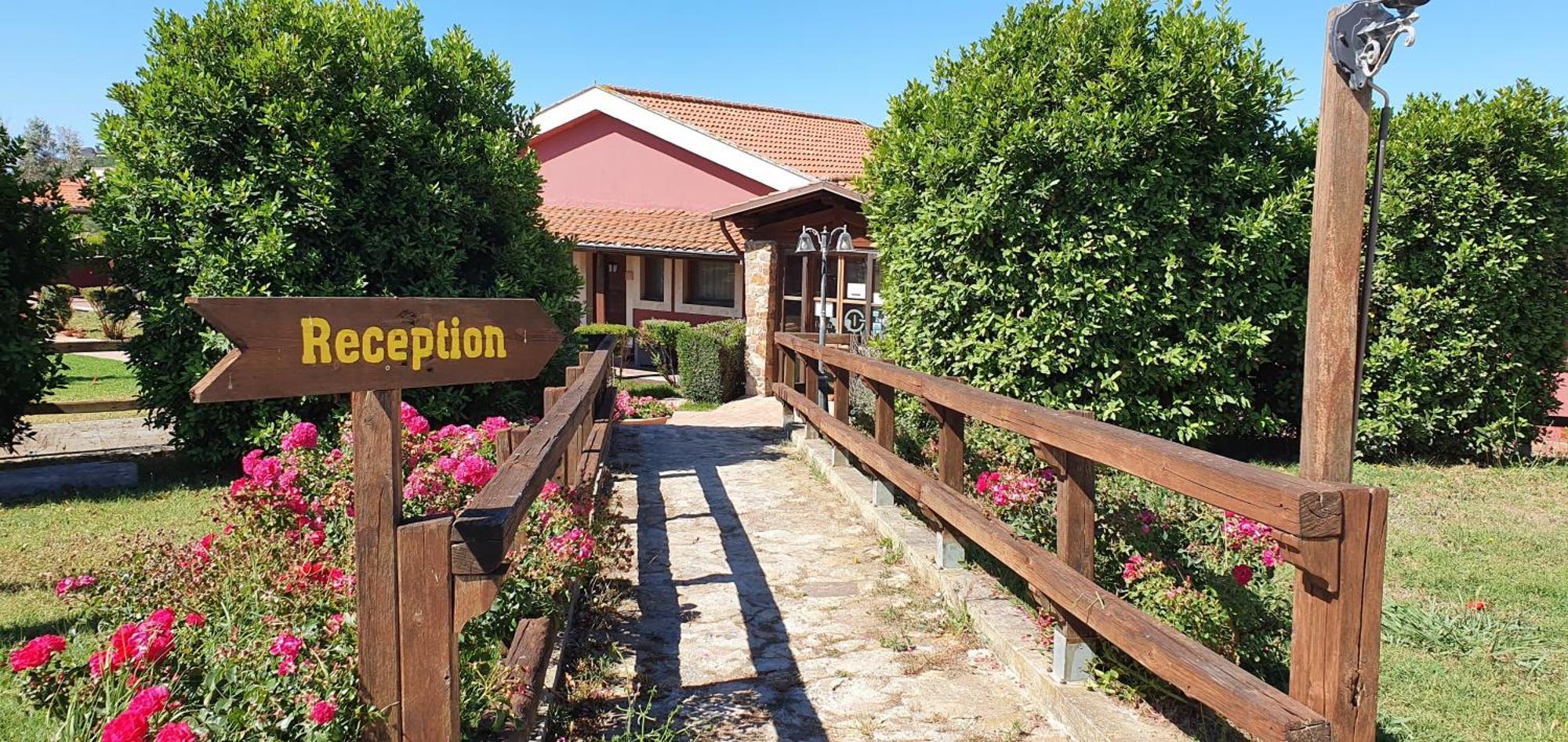 Hotel Tenuta Dell'Argento Resort Civitavecchia Exteriör bild